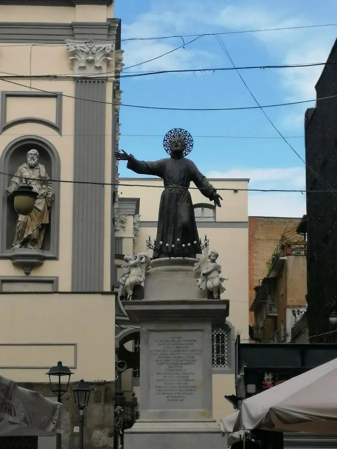 San Gaetano Bed Otel Napoli Konukevi